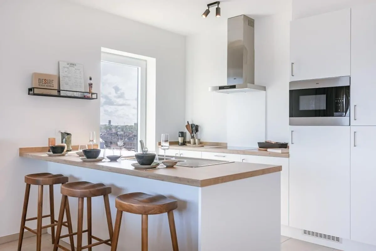 Huswell - Lovely New Apartment At The Harbor + Parking Bruggy