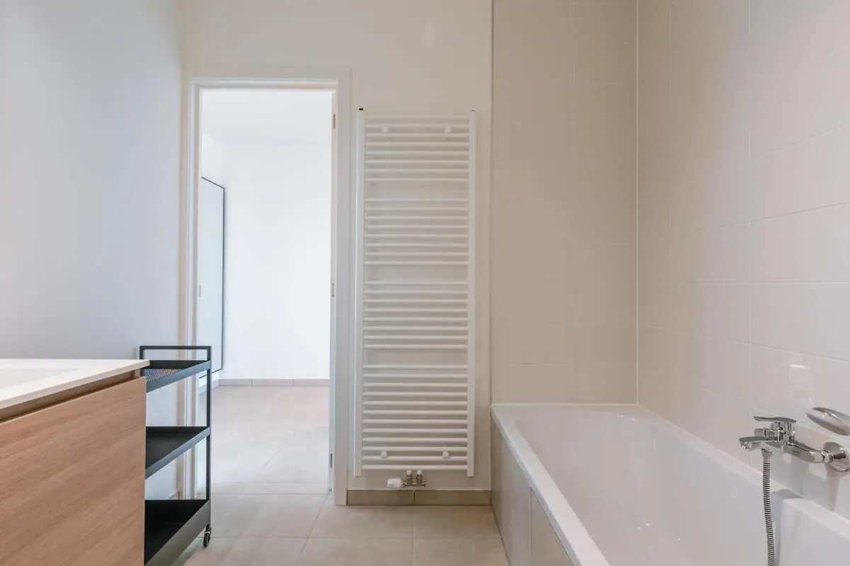 Huswell - Lovely New Apartment At The Harbor + Parking Bruggy 0*,  Belgie