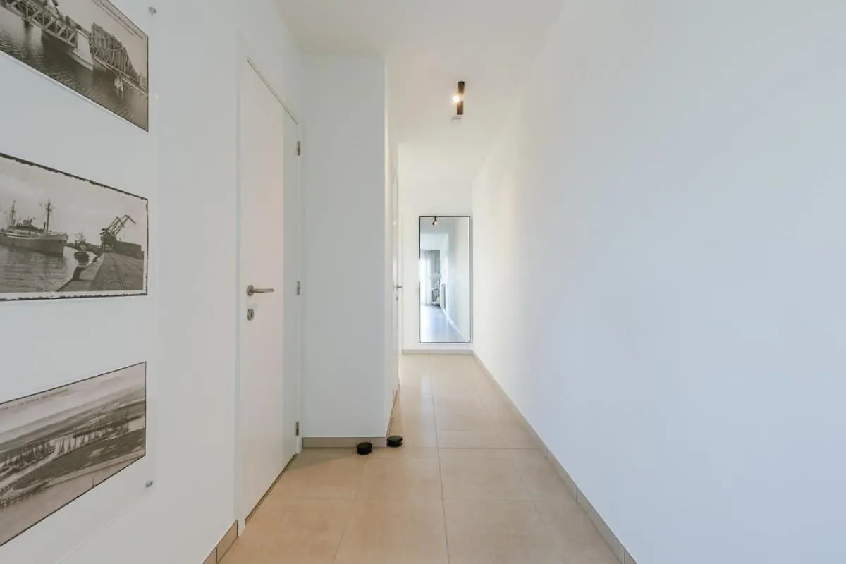 Huswell - Lovely New Apartment At The Harbor + Parking Bruggy 0*,